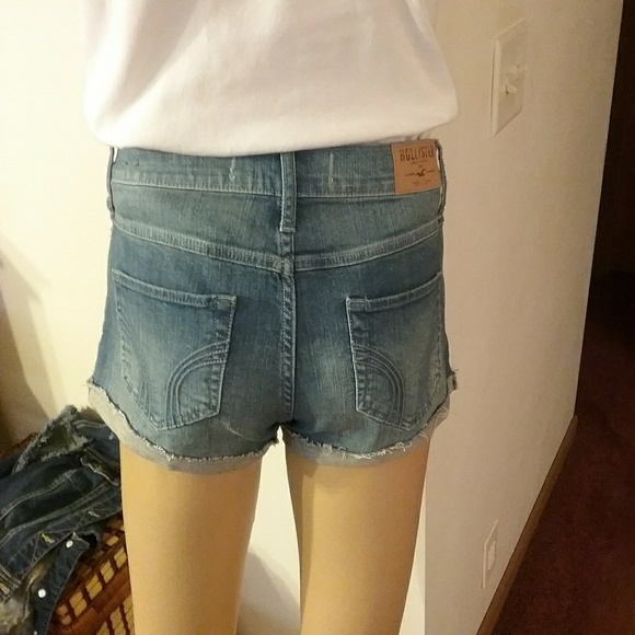 Awesome shorts buy 2 get one free - Picture 2 of 7